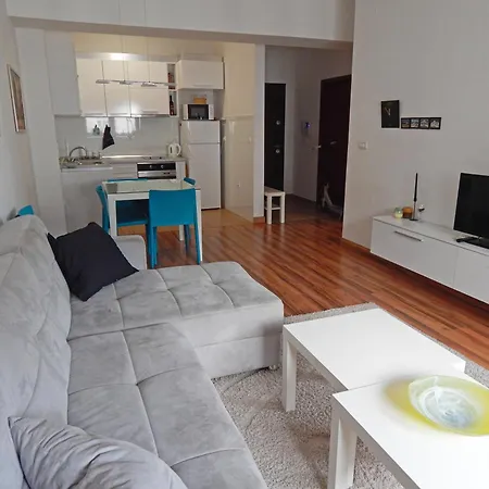 Grand Prestige Complex. Nice, Cozy For Couples Or More... Apartamento